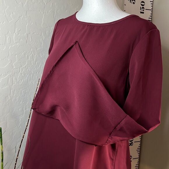 one Clothing XS burgundy top w/ long bell sleeves and open back. Sz XS. - Picture 3 of 10